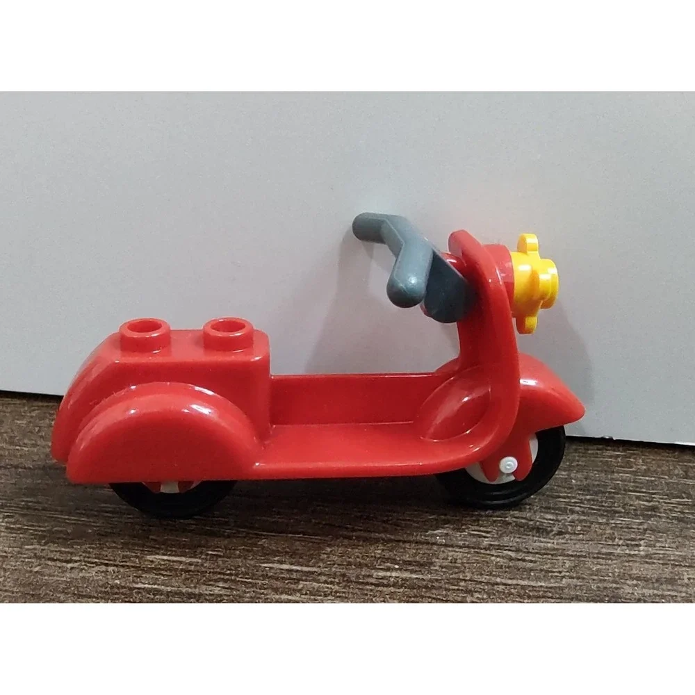 LEGO Red Scooter Motorcycle Vespa Moped w/ Gray Handlebars City Town Vehicle
